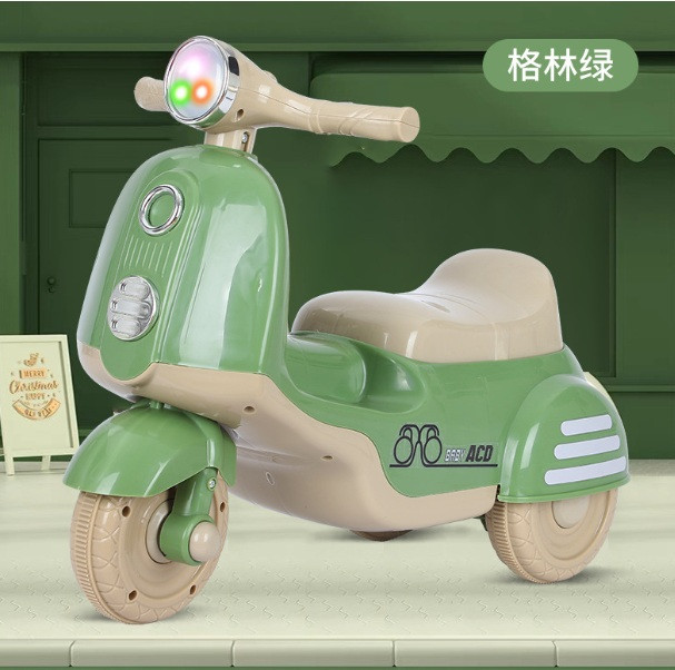 Xe Chòi Chân Cho Bé 8688